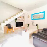Santo Rey Suite
